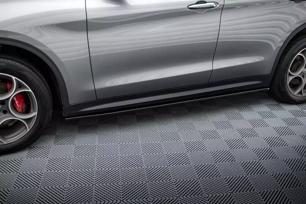 Side Skirts Diffusers Alfa Romeo Stelvio Mk1