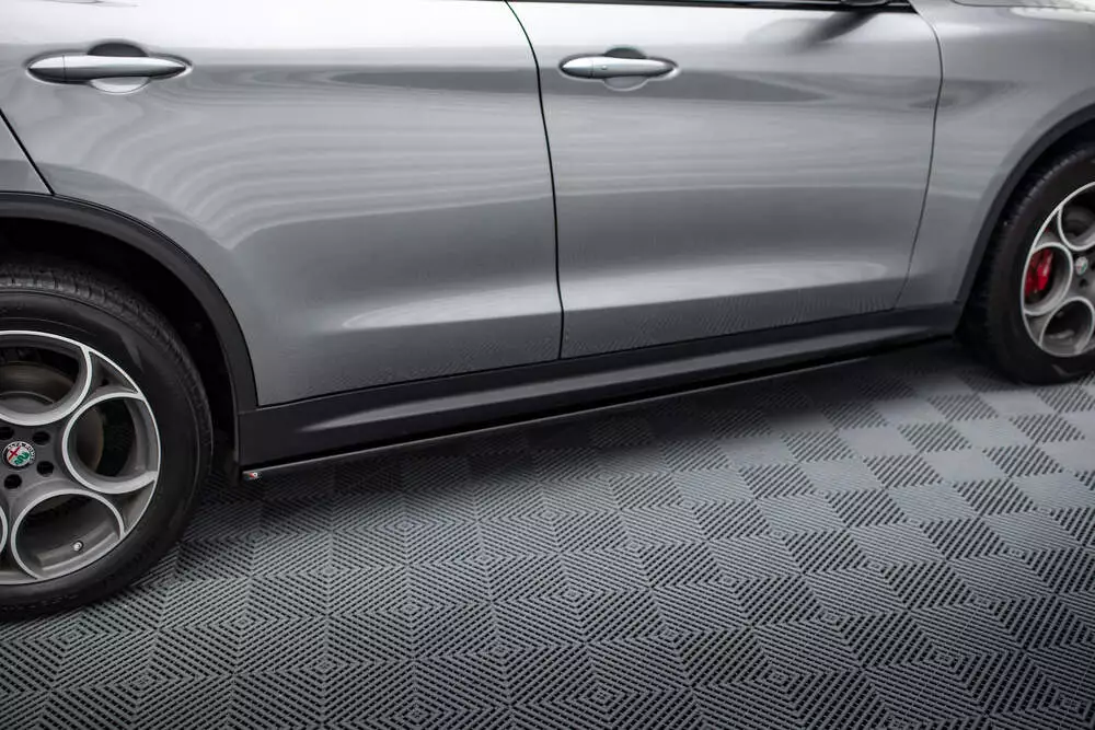 Side Skirts Diffusers Alfa Romeo Stelvio Mk1 - Image 2