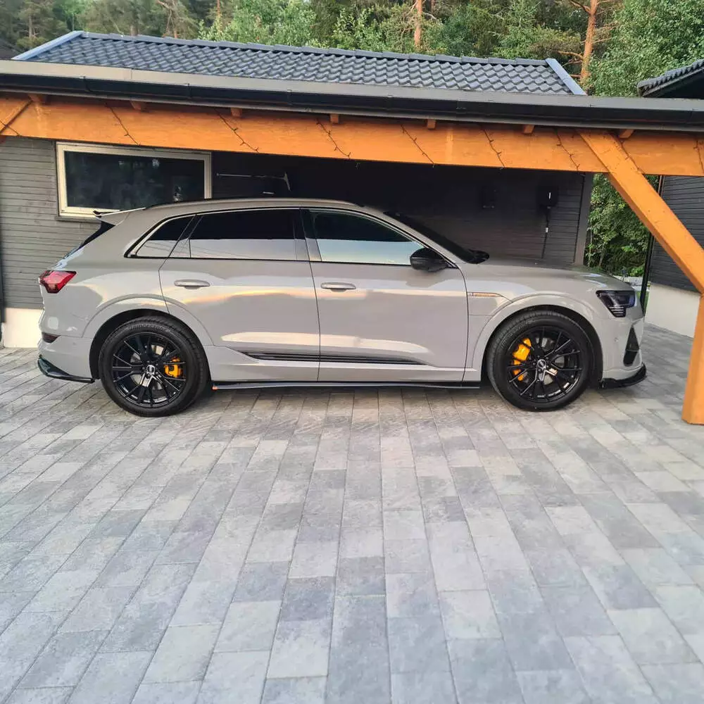 Side Skirts Diffusers Audi E-tron S-line - Image 2