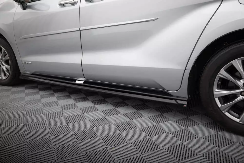 Side Skirts Diffusers Toyota Sienna Mk4 - Image 3