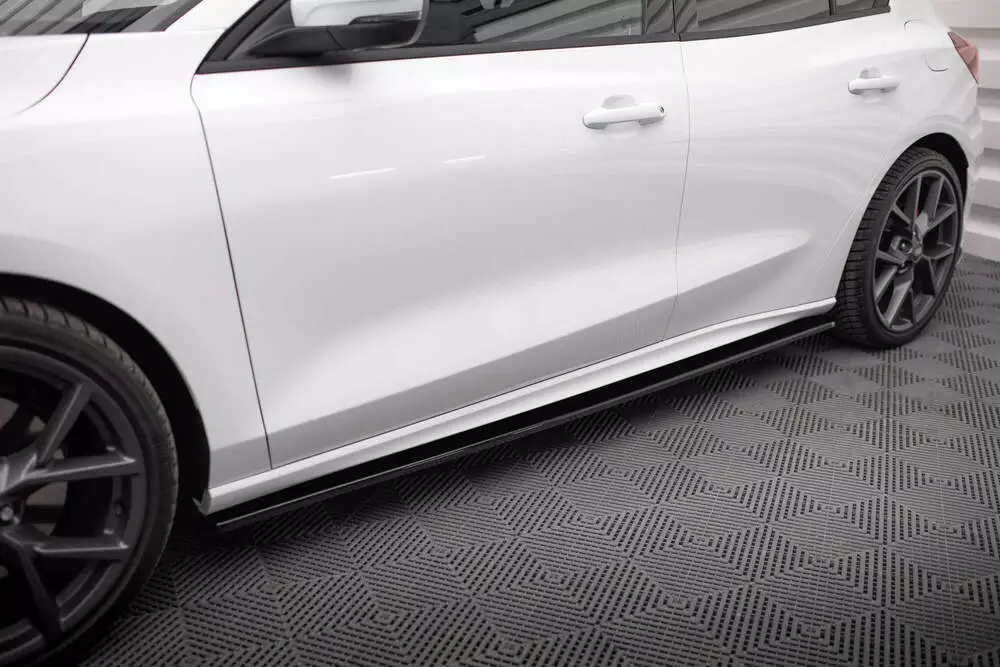 Side Skirts Diffusers V.1 Ford Focus St / St-line Mk4 Facelift