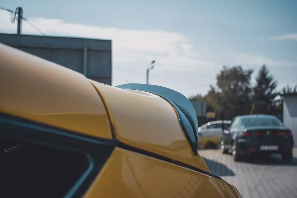 Spoiler Cap Renault Megane 3 Rs - Image 4