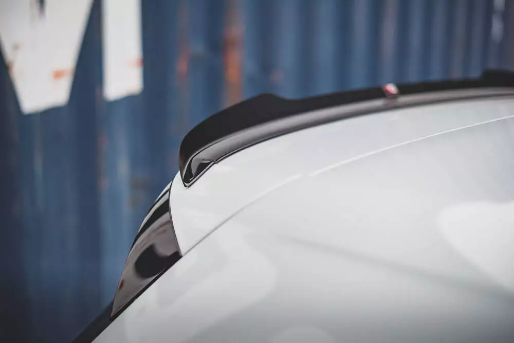 Spoiler Cap V.1 Volkswagen Golf Gti / Gte / Gtd / R-line / R Mk8 - Image 6