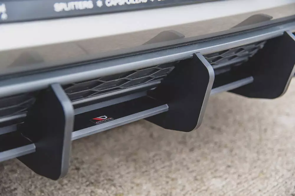 Street Pro Rear Diffuser V.2 Vw Golf 7 Gti - Image 3