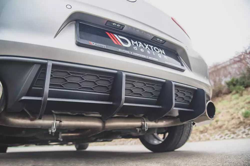 Street Pro Rear Diffuser V.2 Vw Golf 7 Gti - Image 4
