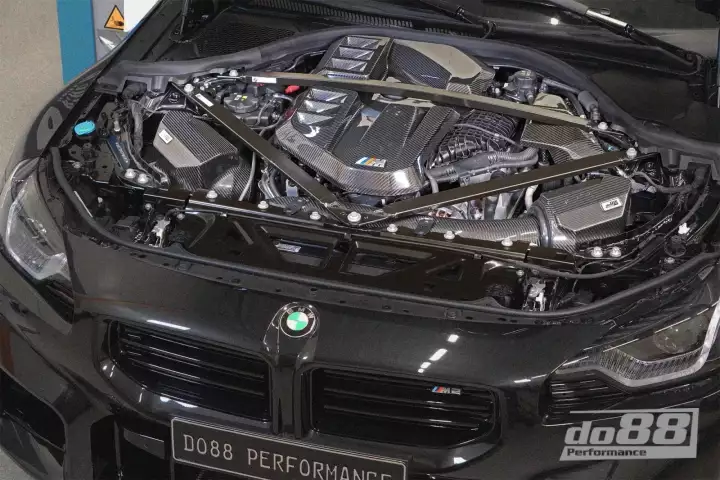 Carbon fiber engine cover, BMW M2 M3 M4 (S58) - Image 2