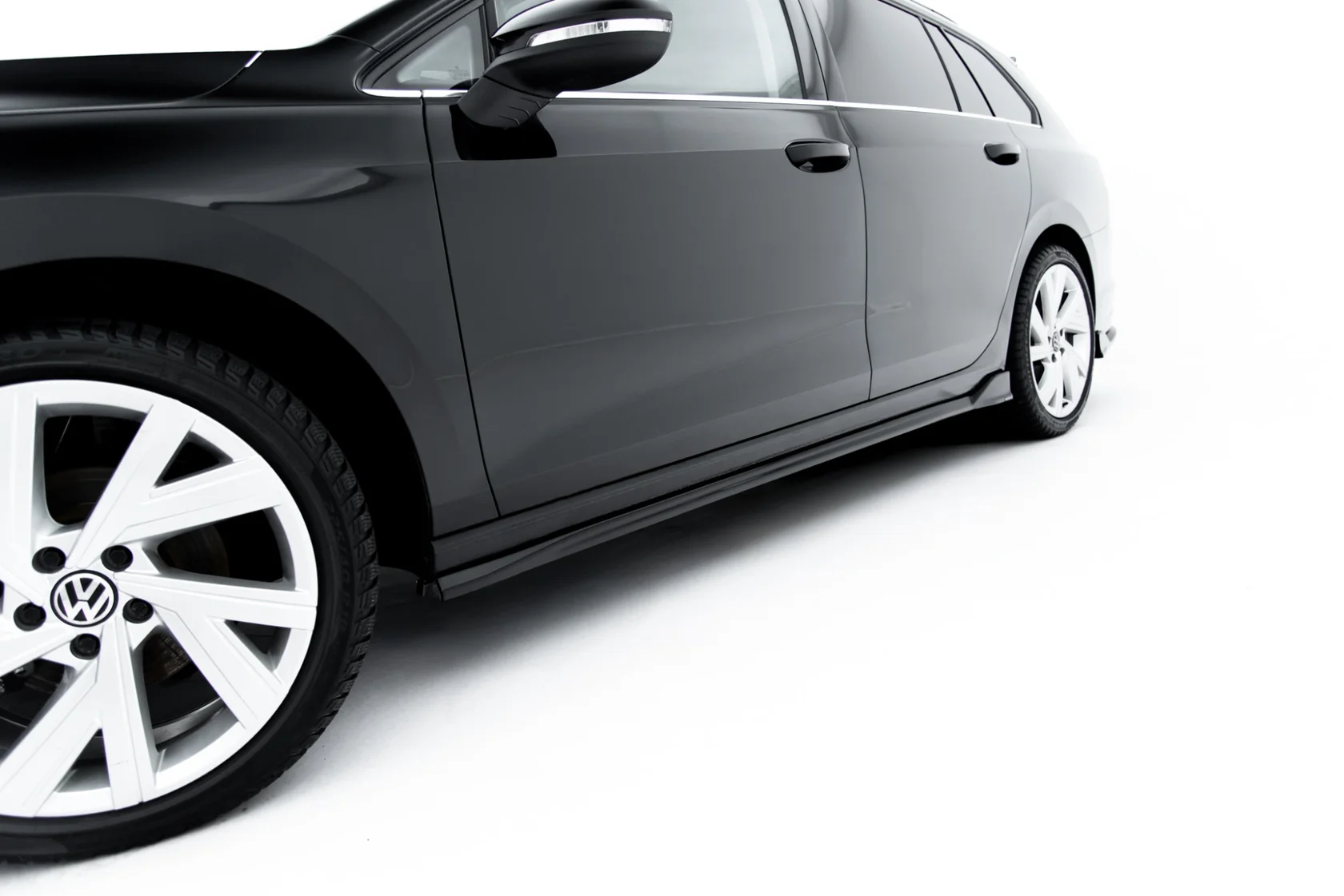 Side Skirts Diffusers Volkswagen Golf Variant Mk8 Facelift - Image 4