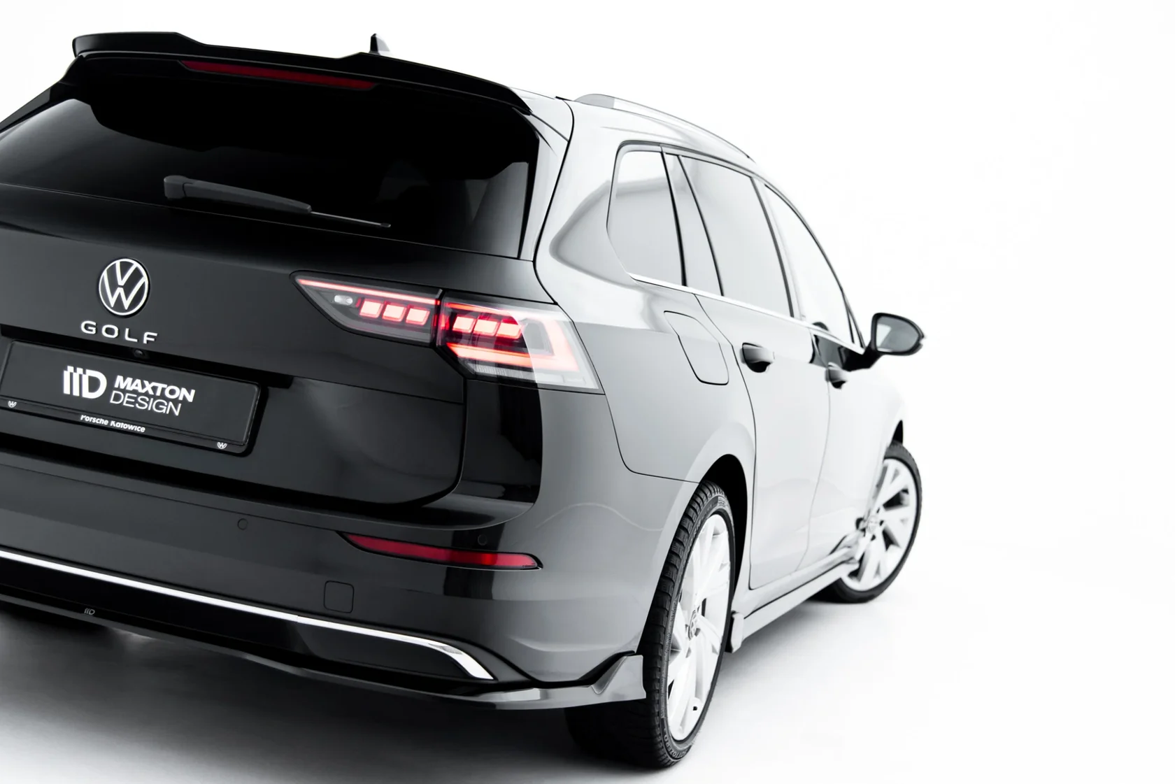 Rear Splitter Volkswagen Golf Variant Mk8 Facelift - Image 4